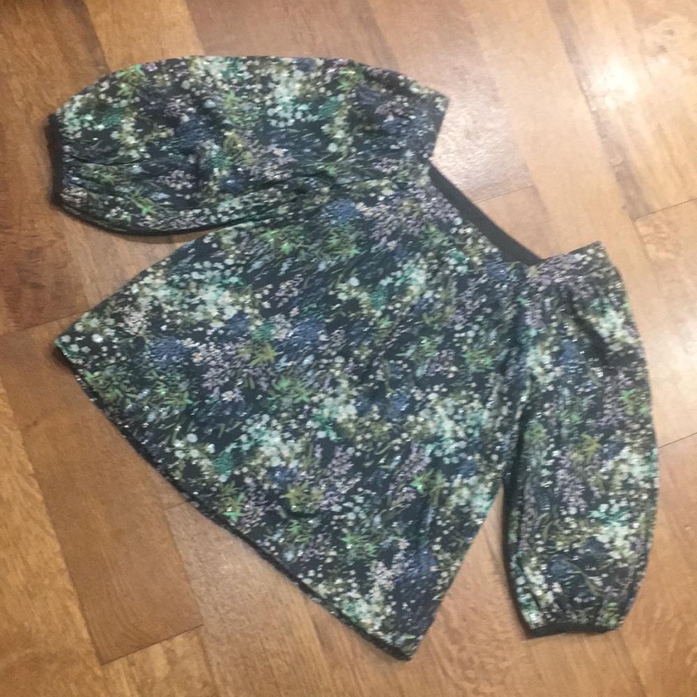 Lauren Conrad Floral Puff Sleeve Blouse size Medium